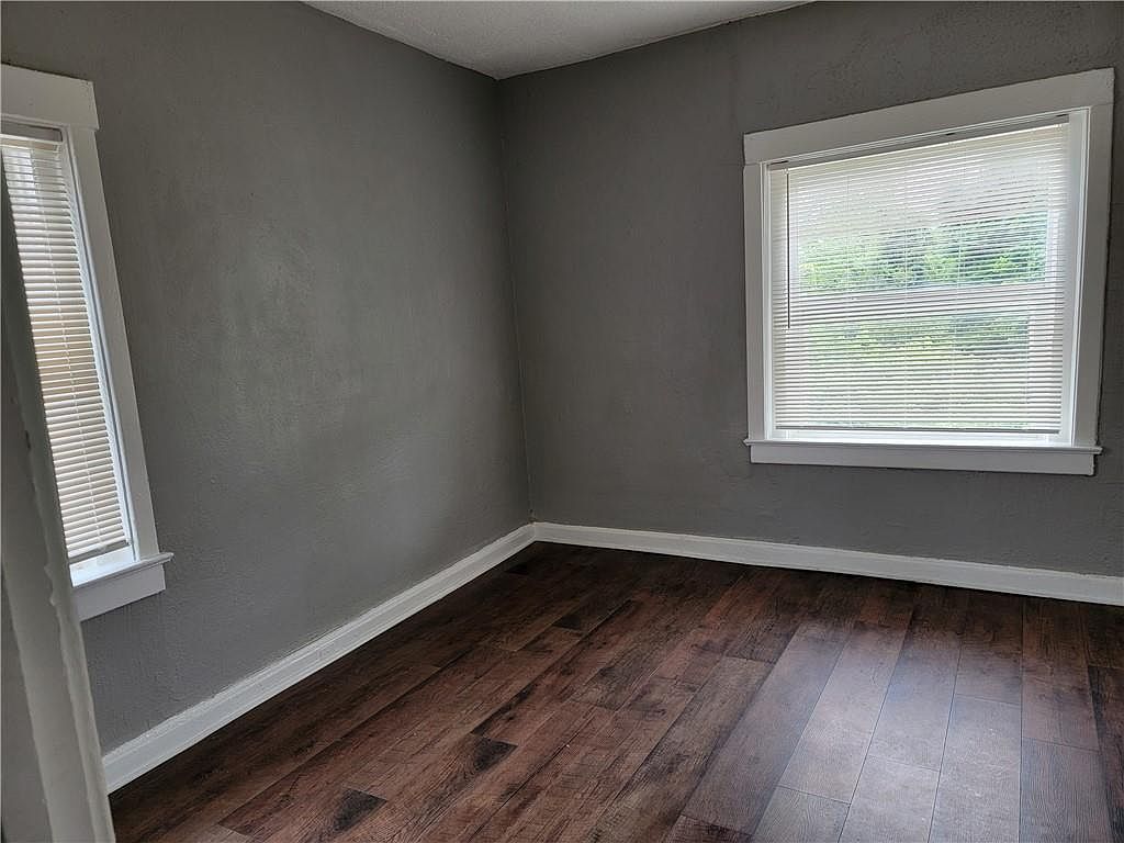 2508 E 30th Street — photo 17