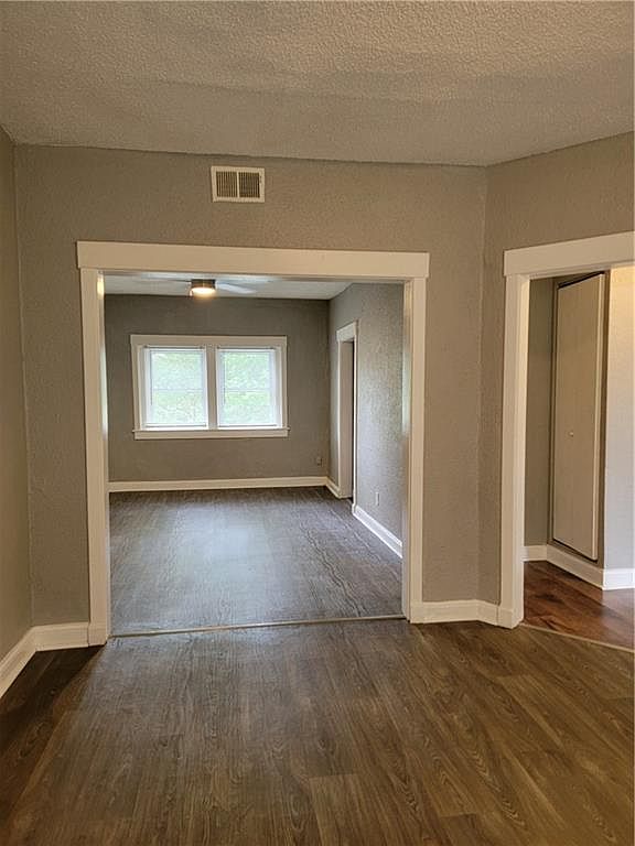 2508 E 30th Street — photo 23