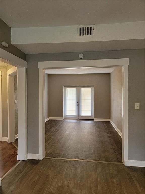 2508 E 30th Street — photo 24