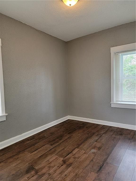 2508 E 30th Street — photo 25