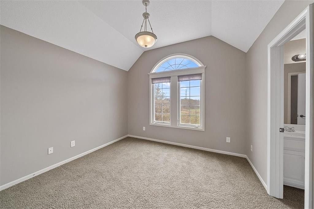 25106 W 85 Terrace — photo 31