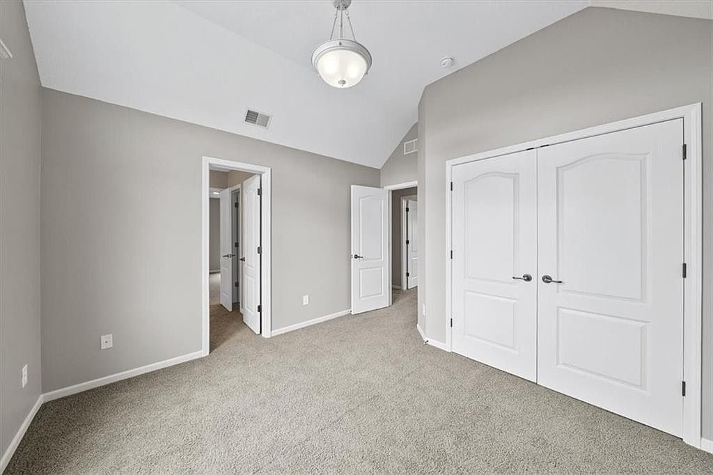 25106 W 85 Terrace — photo 32