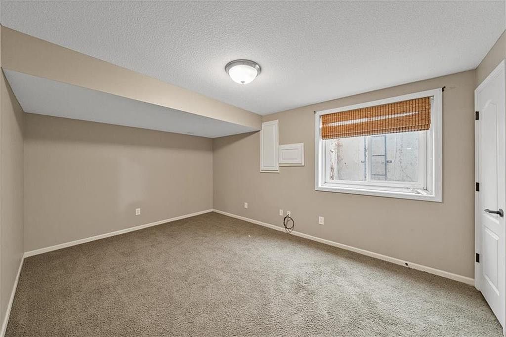 25106 W 85 Terrace — photo 38