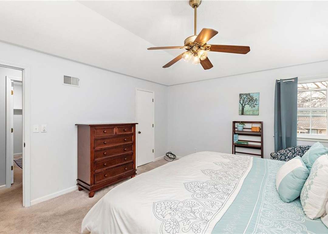 2600 W 121 Street — photo 15