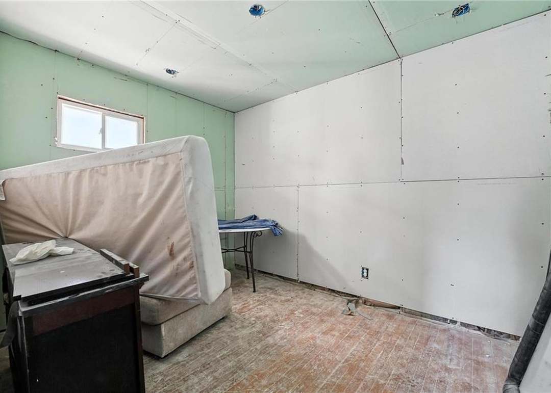 2604 Drury Avenue — photo 4