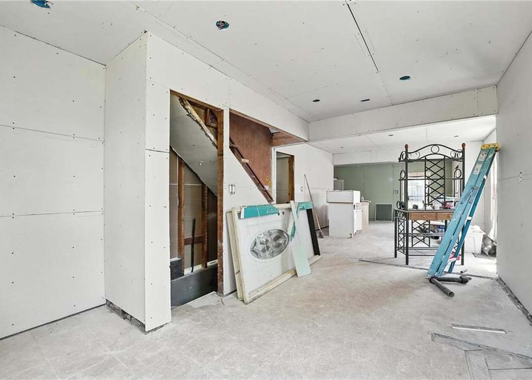 2604 Drury Avenue — photo 13