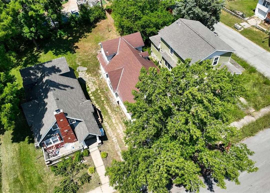2604 Drury Avenue — photo 22