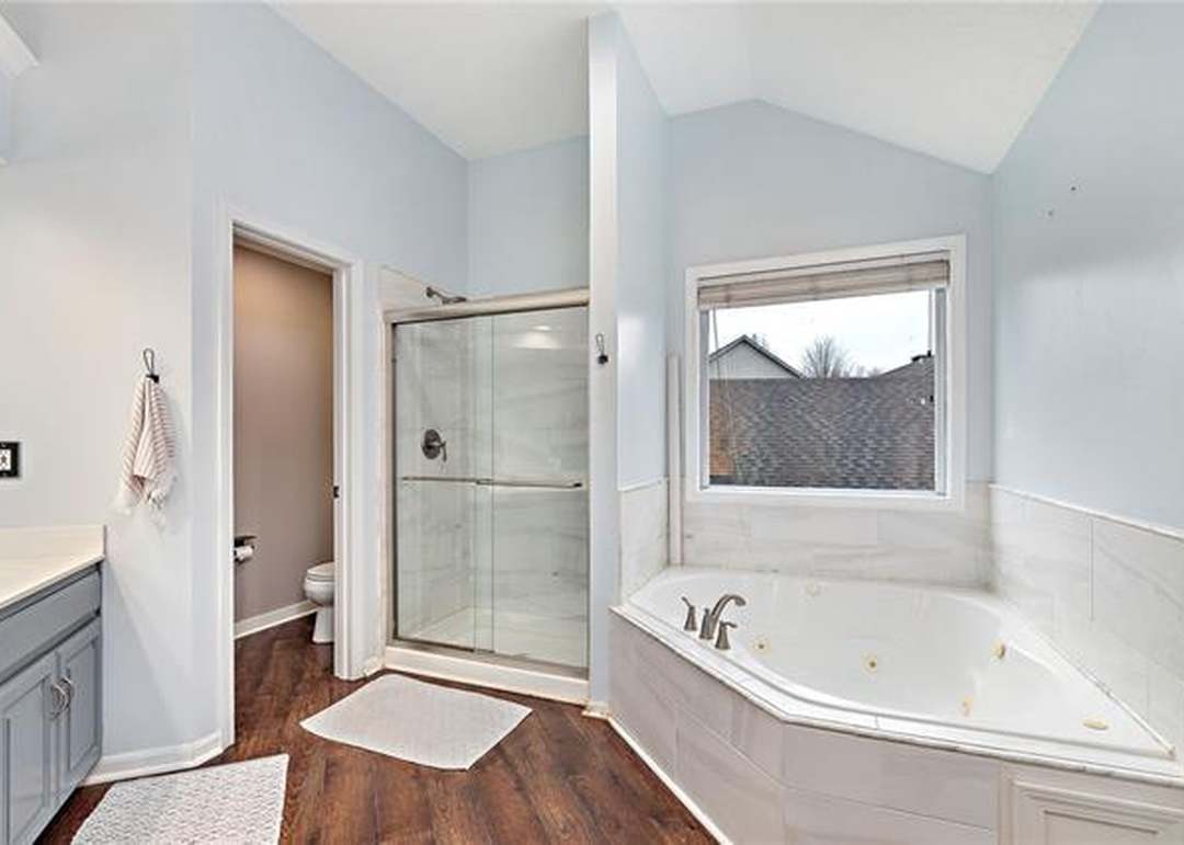 2604 SW 10th Street — photo 22