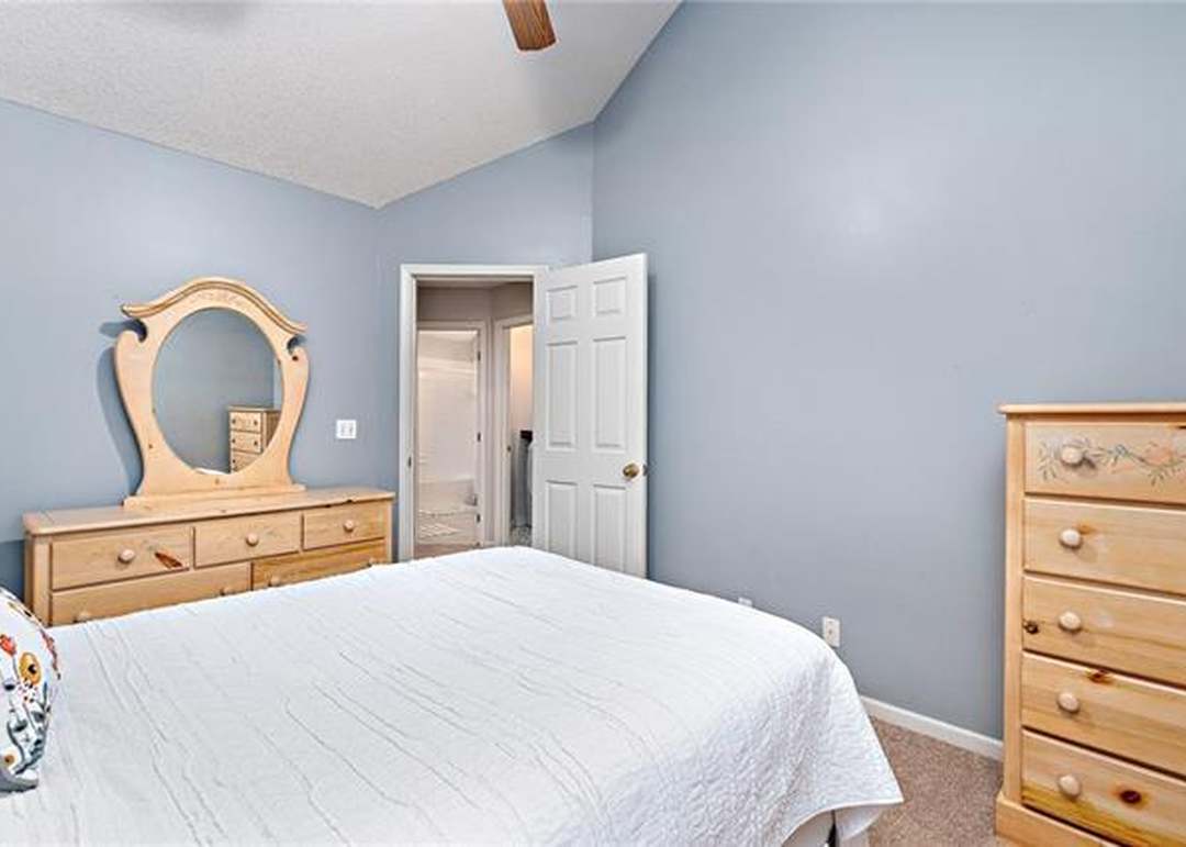 2604 SW 10th Street — photo 29