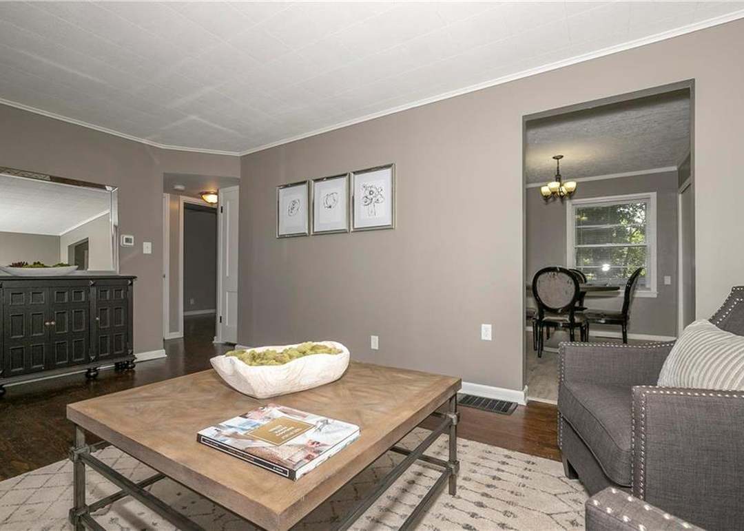 2610 S 30th Street — photo 5