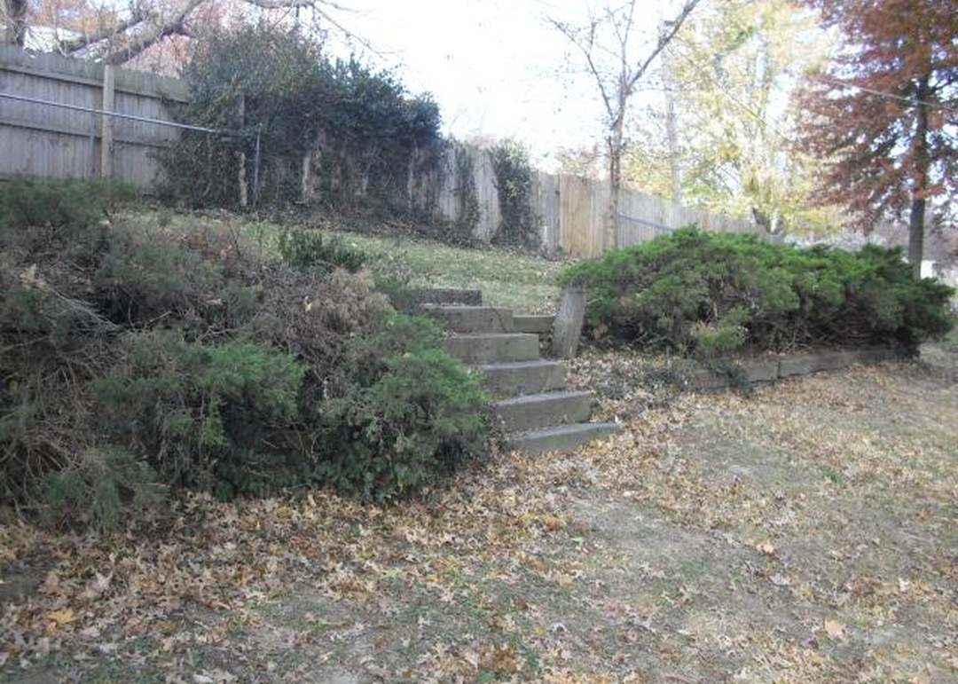 2612 W WHITNEY STREET — photo 24