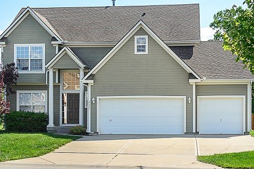 2637 SW Golden Eagle Road — photo 1