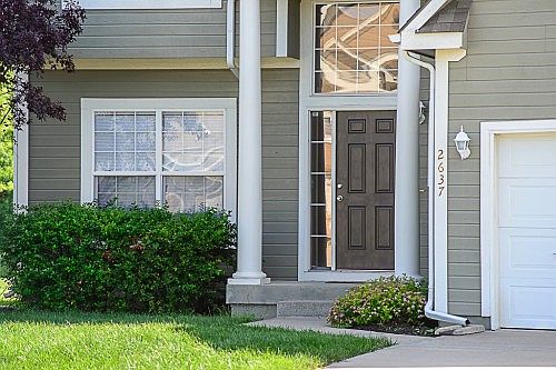 2637 SW Golden Eagle Road — photo 2