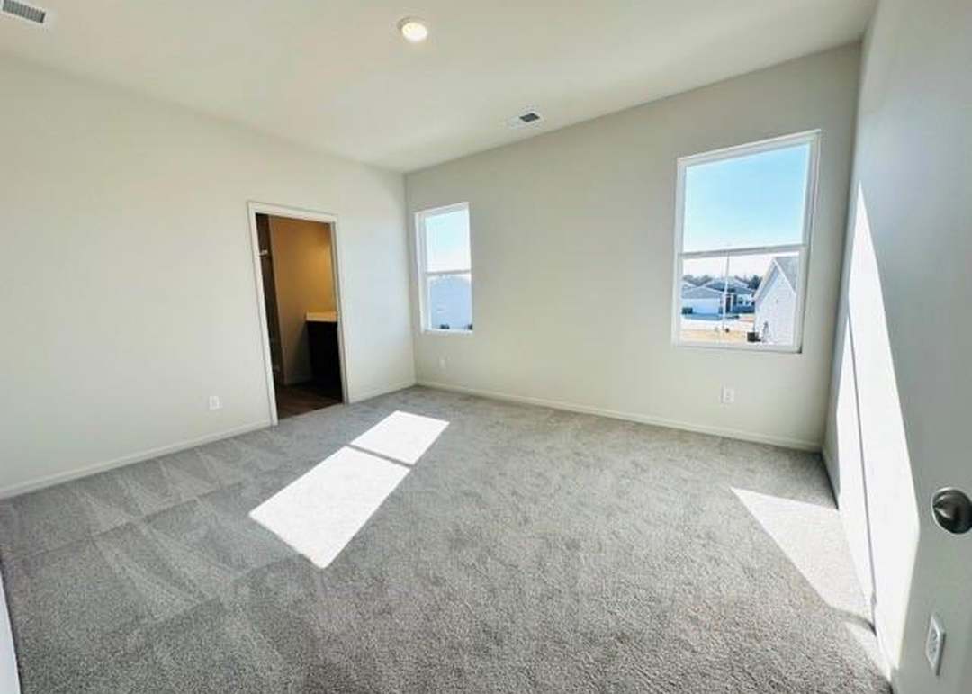 27011 E Oak View Drive — photo 4