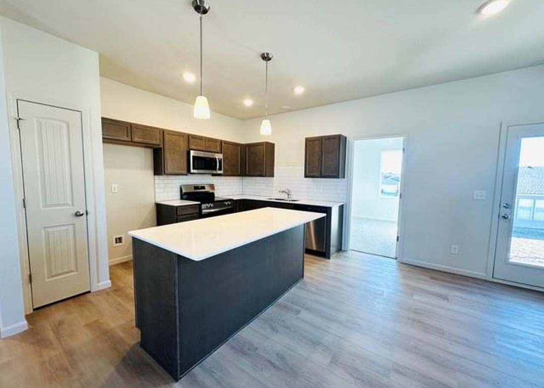 27011 E Oak View Drive — photo 6