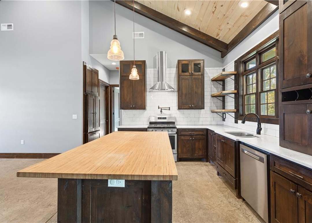 2721 S Fir Terrace — photo 4