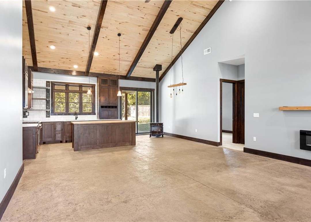 2721 S Fir Terrace — photo 10