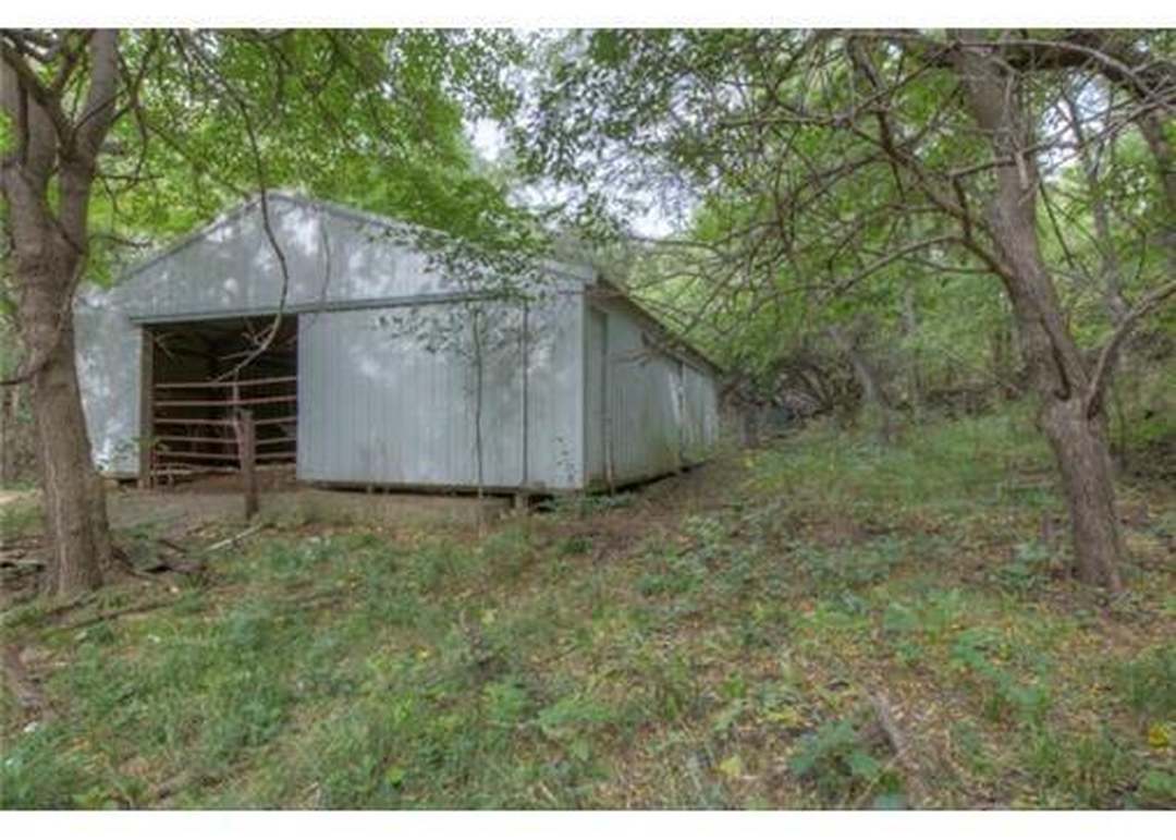 27660 Spring Valley Road — photo 15