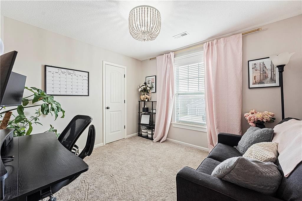 279 S Pinon Street — photo 21