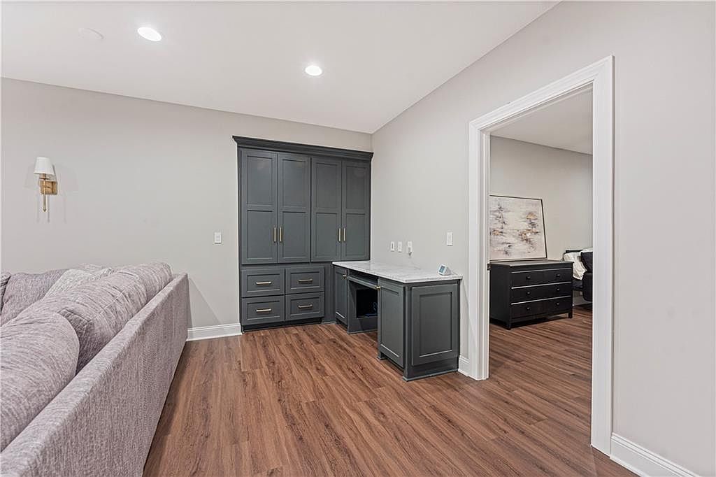 279 S Pinon Street — photo 32