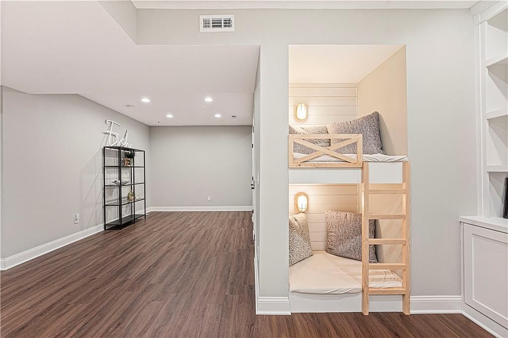 279 S Pinon Street — photo 36