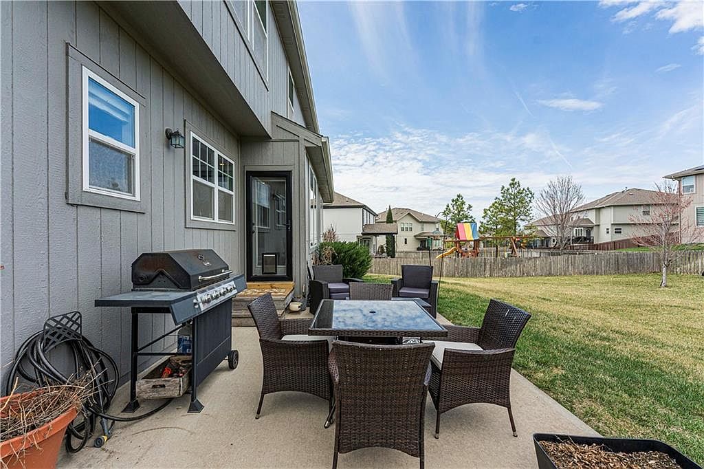 279 S Pinon Street — photo 38
