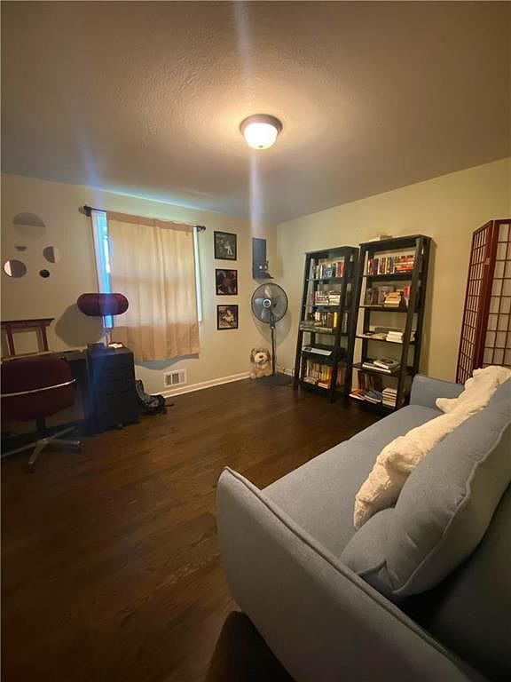 2815 N 29th Street — photo 11