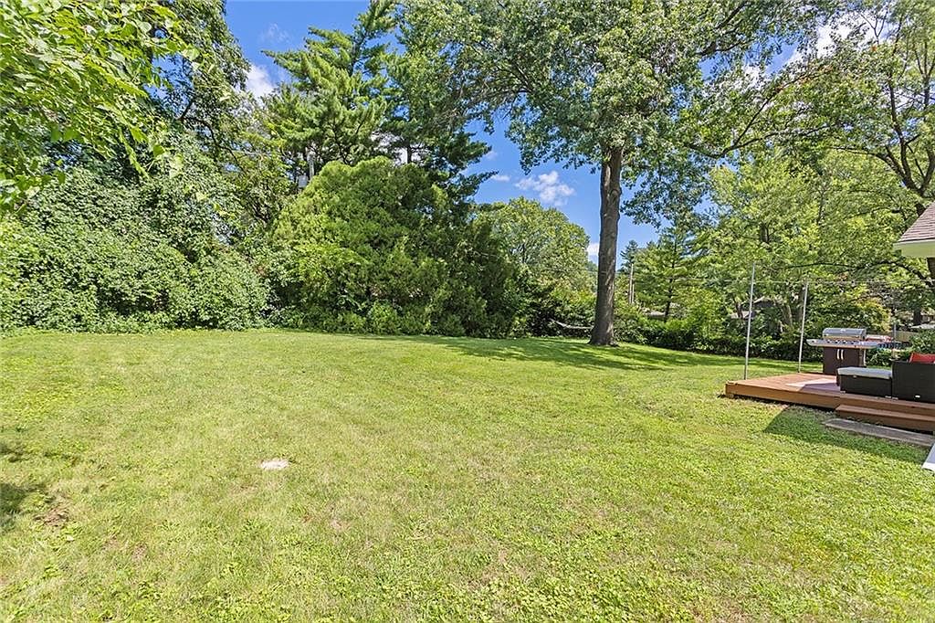 2908 W 95th Street — photo 28