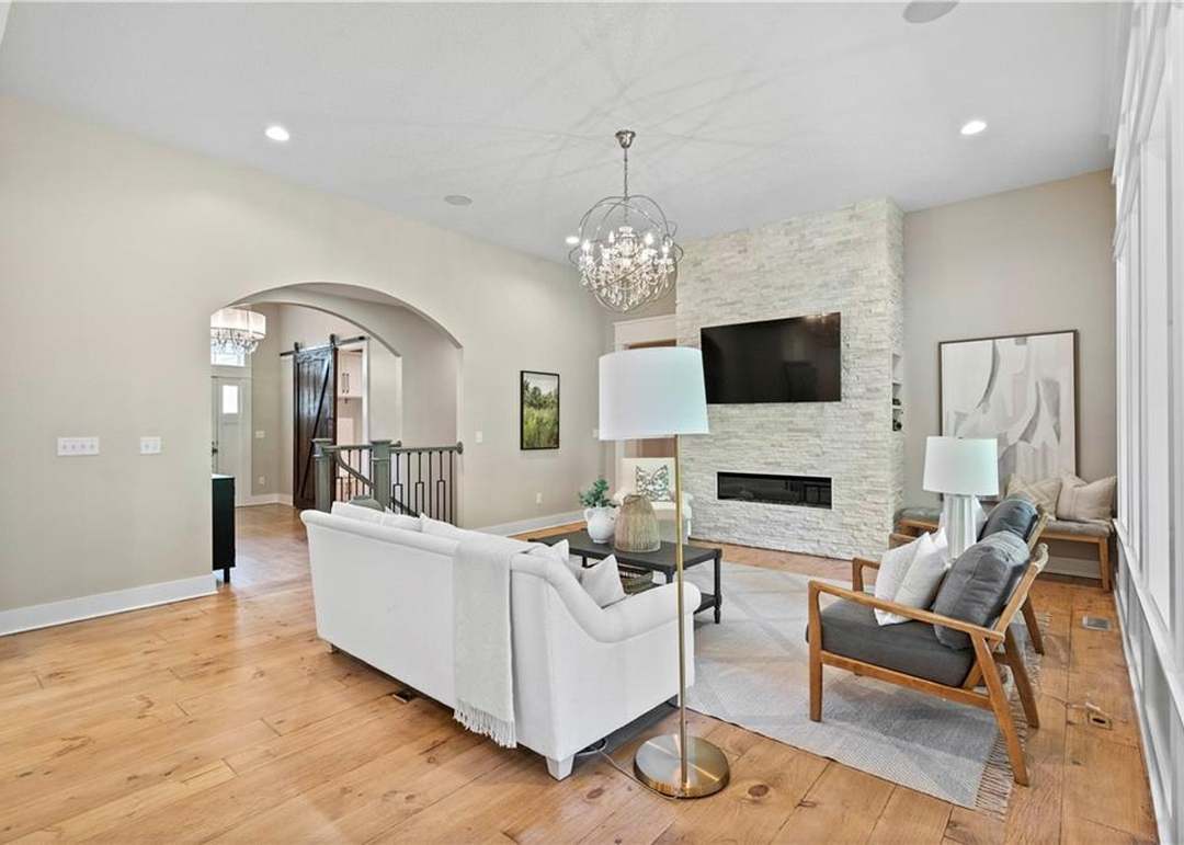2919 W 155Th Terrace — photo 16