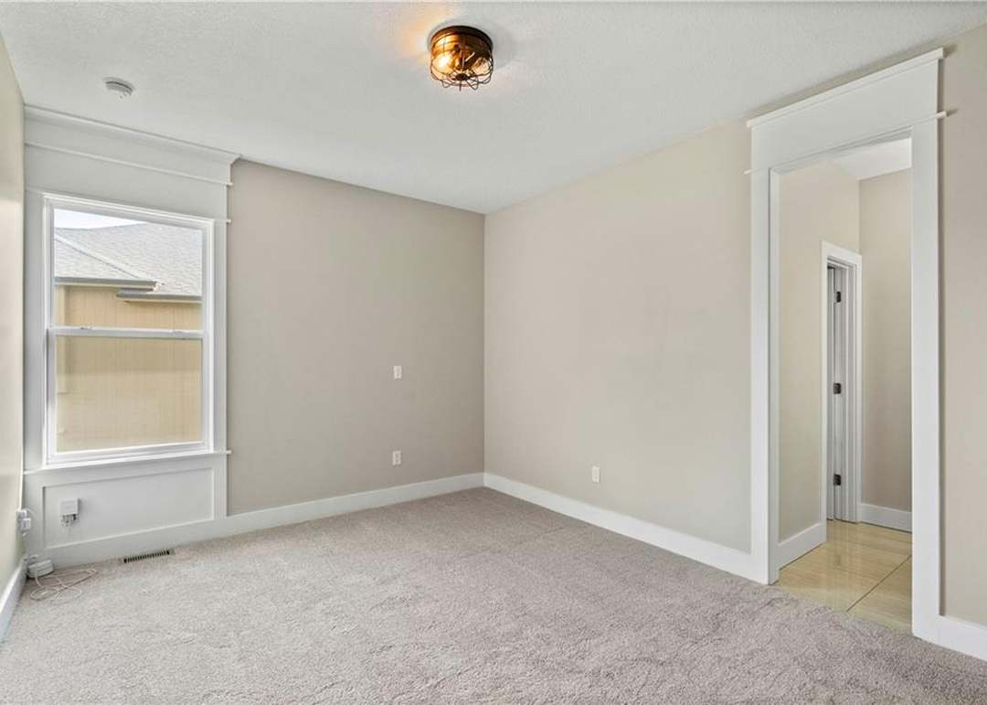2919 W 155Th Terrace — photo 31