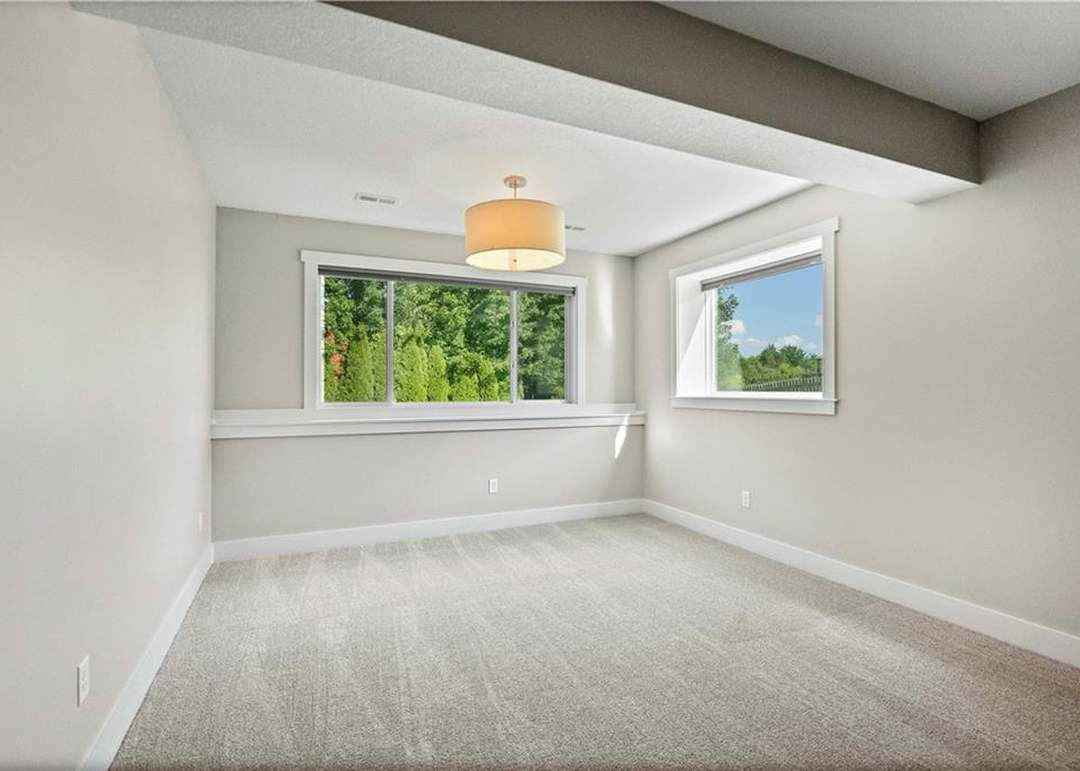 2919 W 155Th Terrace — photo 36