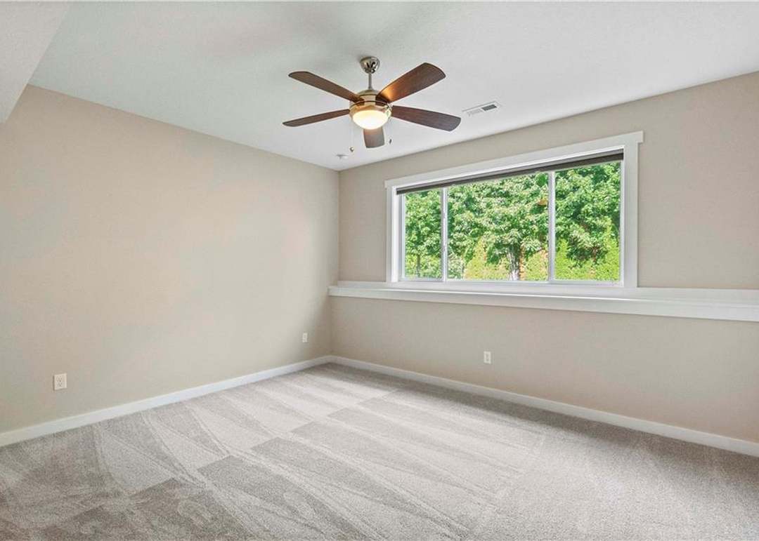 2919 W 155Th Terrace — photo 39