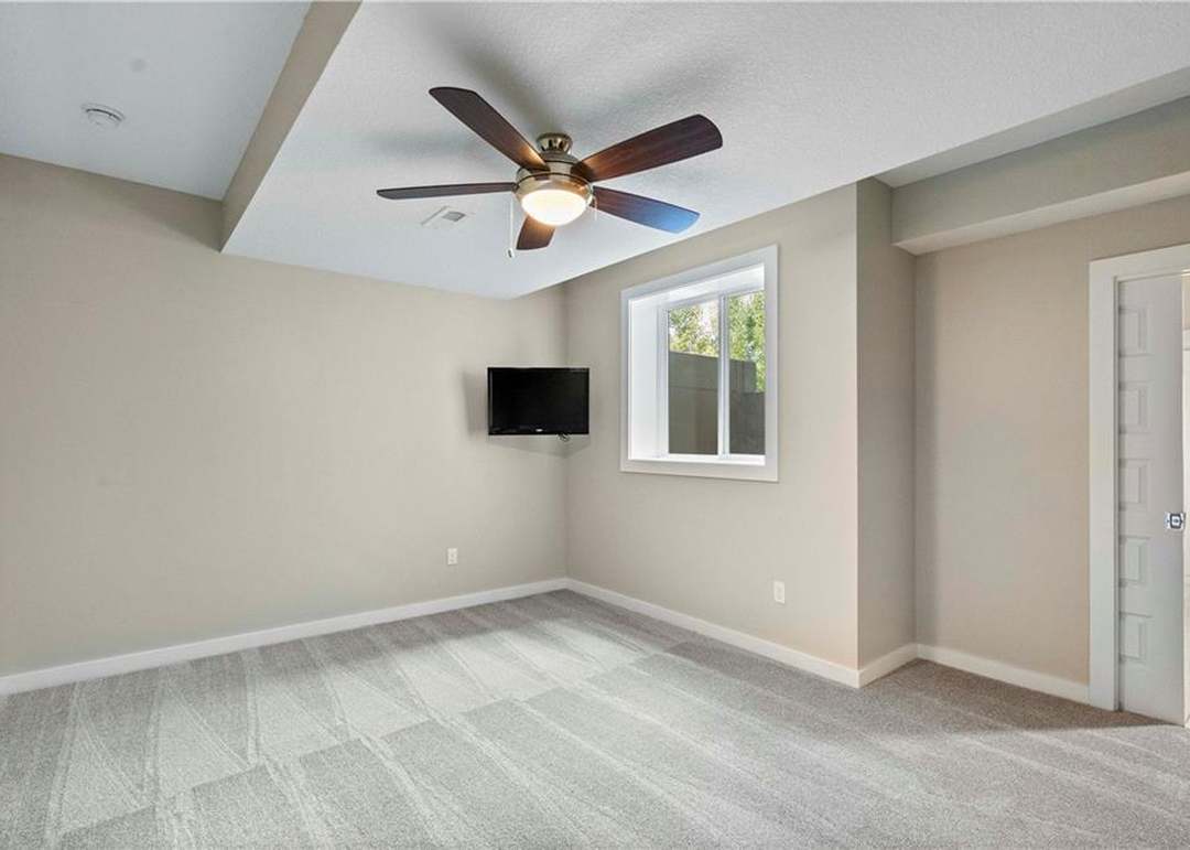 2919 W 155Th Terrace — photo 42