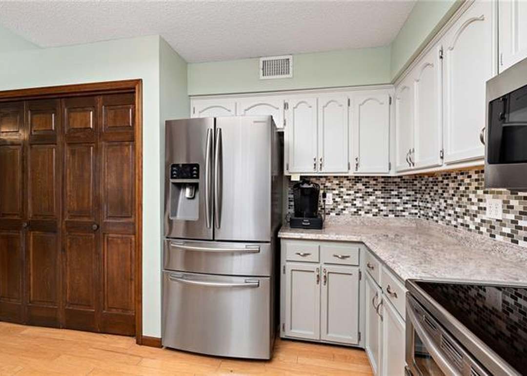 2932 S 46th Street — photo 17