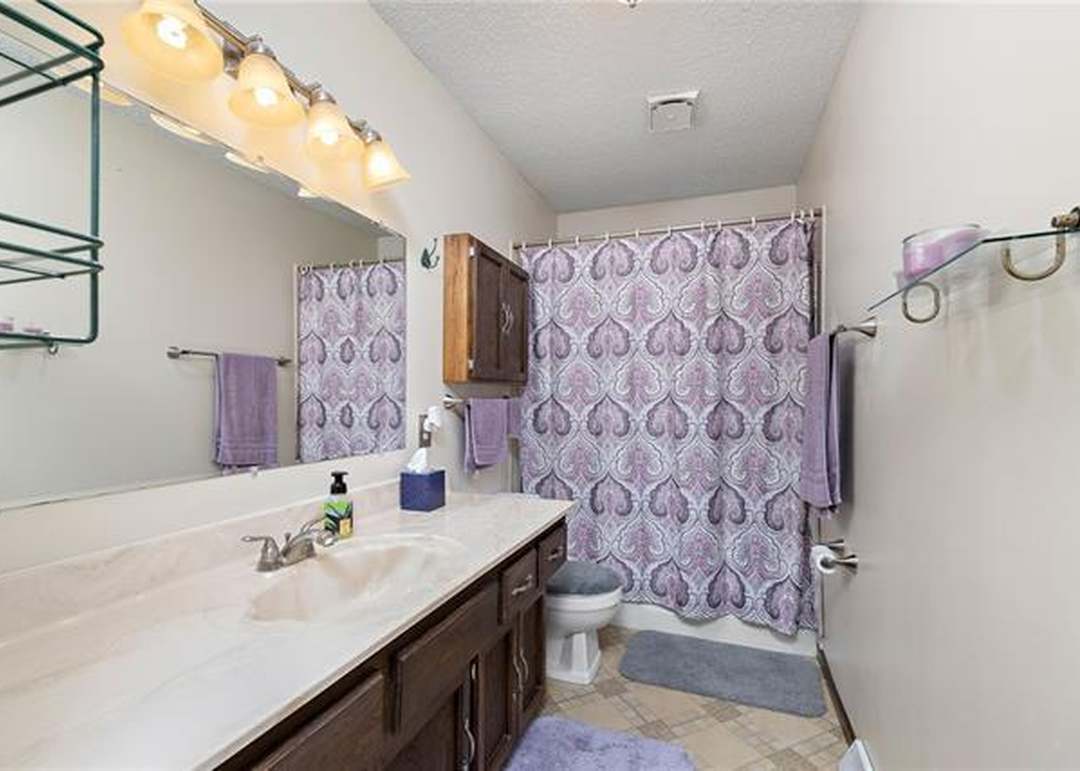 2932 S 46th Street — photo 22
