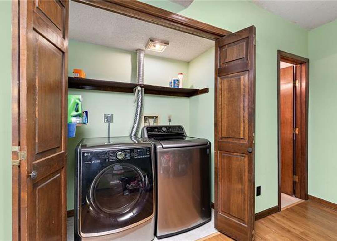 2932 S 46th Street — photo 26
