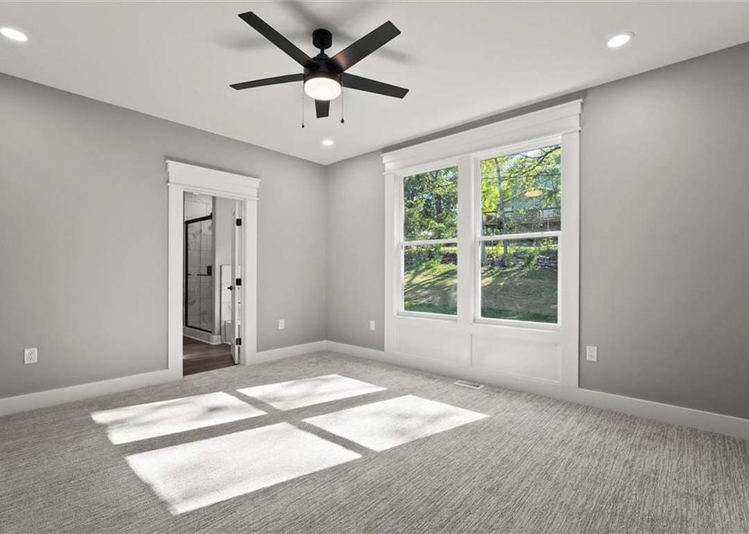 2933 N Getty Street — photo 5
