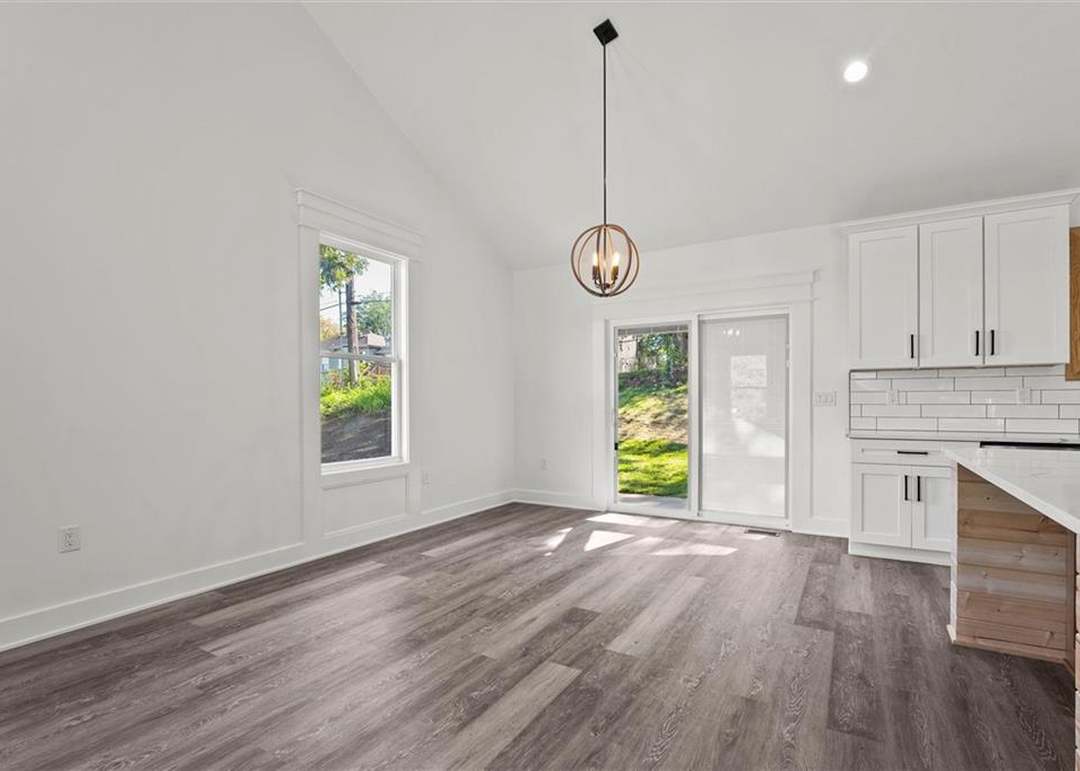 2933 N Getty Street — photo 7