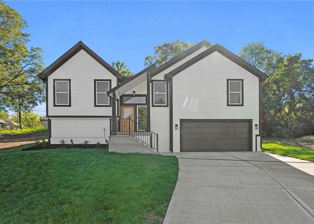 2933 N Getty Street — photo 9