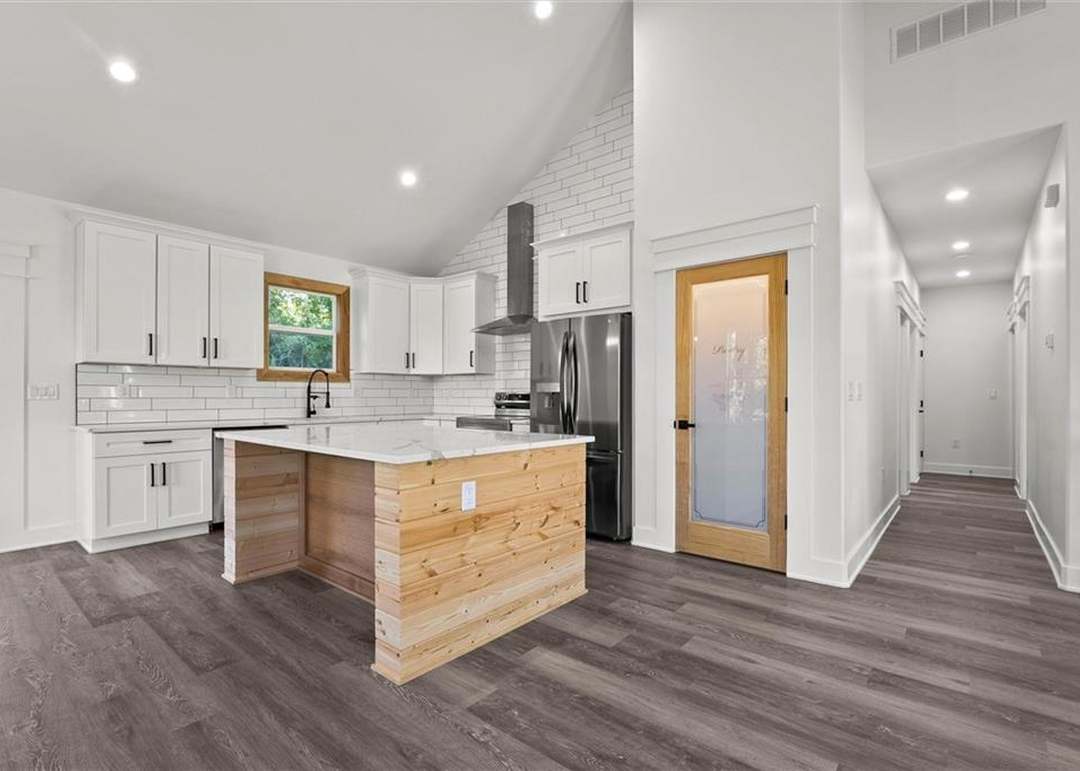 2933 N Getty Street — photo 12