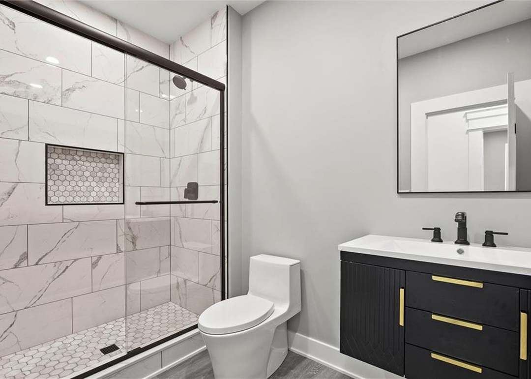2933 N Getty Street — photo 18