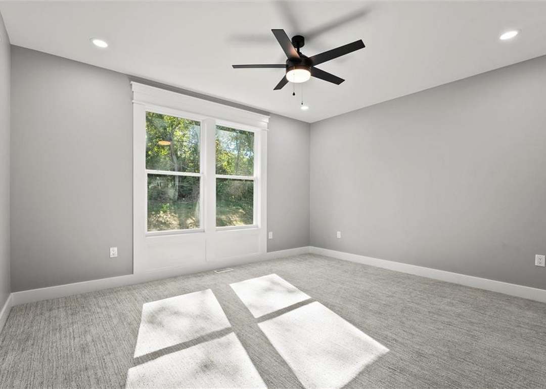 2933 N Getty Street — photo 19