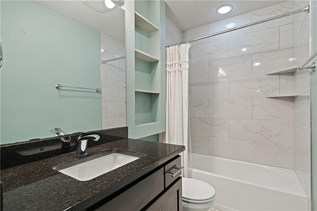 2940 Baltimore Avenue — photo 5