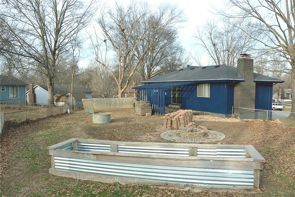 2944 Iva Court — photo 4