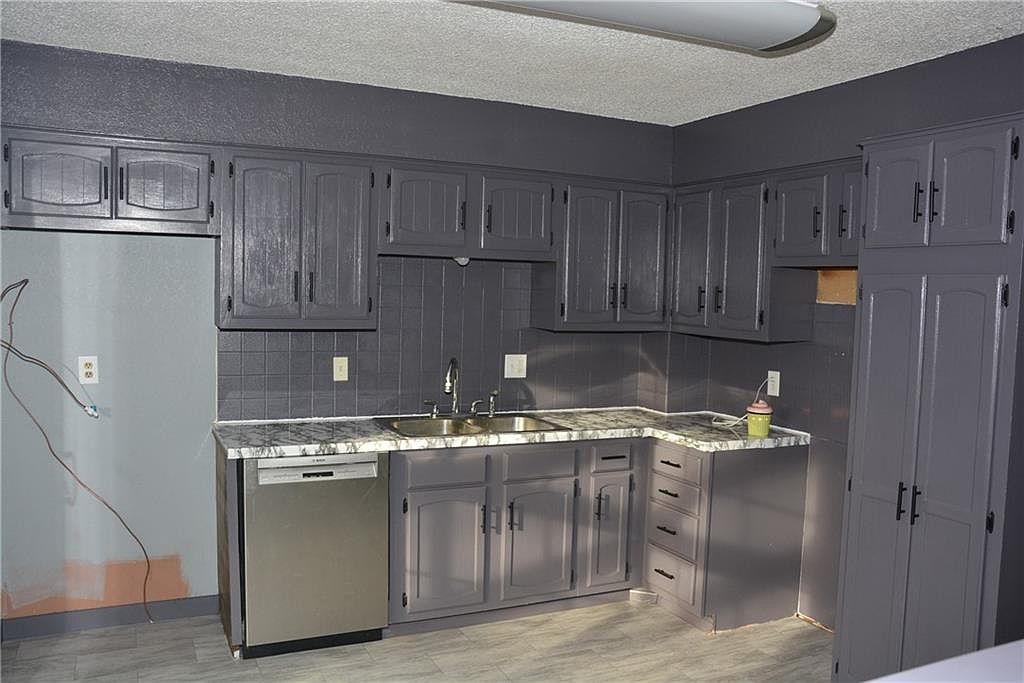 2944 Iva Court — photo 5