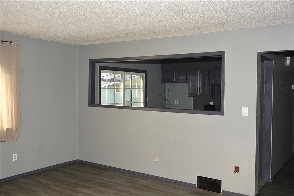 2944 Iva Court — photo 7