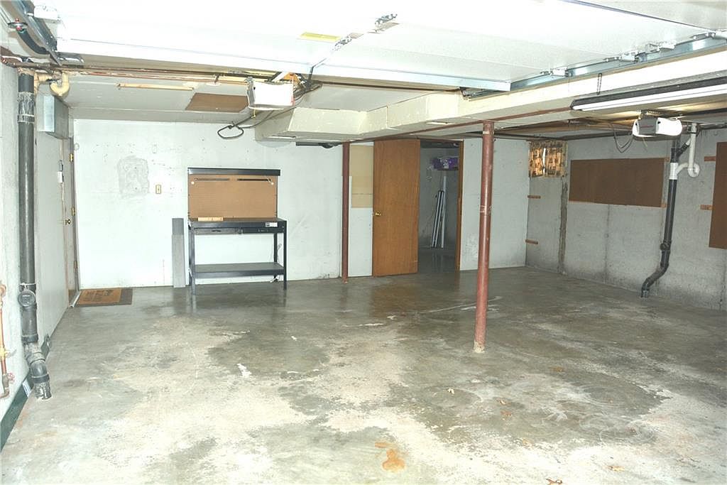 2944 Iva Court — photo 13