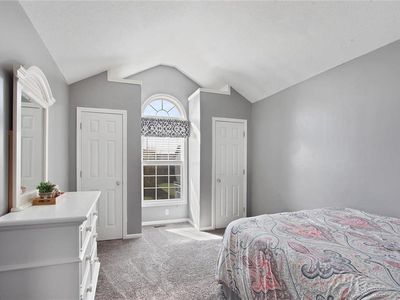300 W Cheyenne Street — photo 11