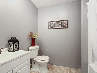 300 W Cheyenne Street — photo 16