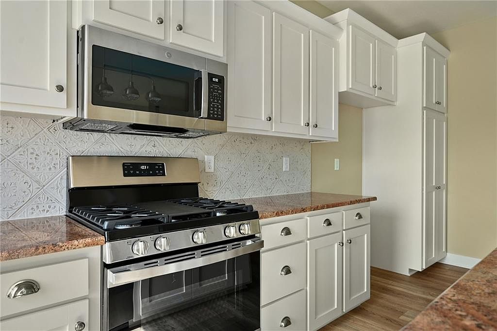 3018 TRACY AVENUE — photo 25
